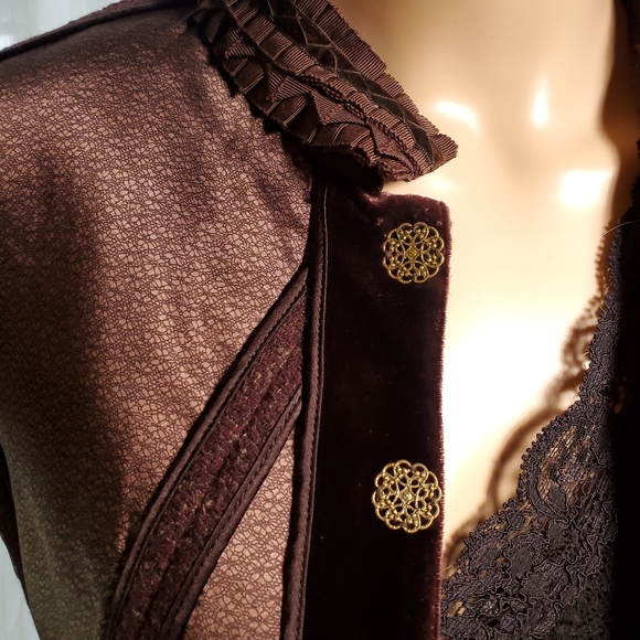 Vintage reversible Wool and Silk Jacket - Picture 6 of 8